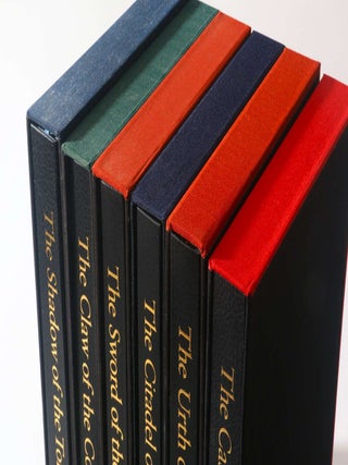 The Book of the New Sun [comprising] The Shadow of the Torturer, The Claw of the Conciliator, The... (2/10)