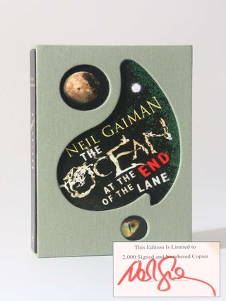 Item #12575 The Ocean at the End of the Lane. Neil Gaiman